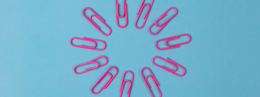 Paperclips in a circle to resemble the building of links